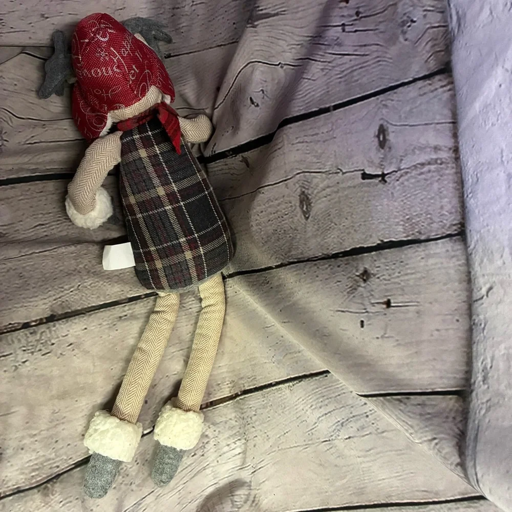 5/$20 Christmas Winter Moose Stuffed Shelf Sitter Holiday Decor‎ GUC